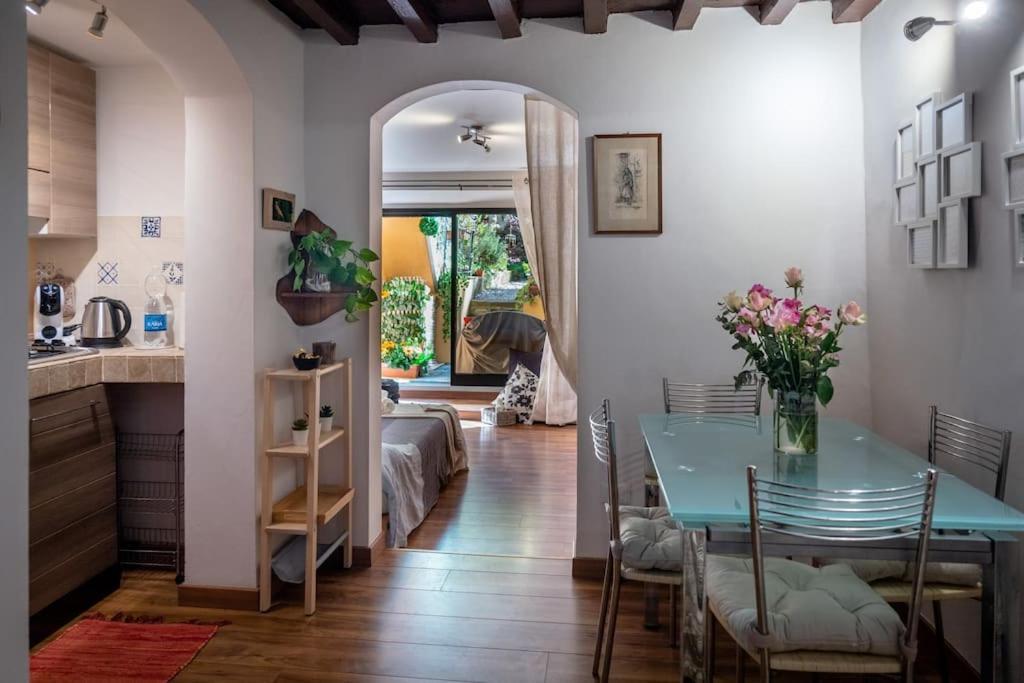 Monica Appartamento Con Giardino Al Ponte Vecchio Firenze Bagian luar foto