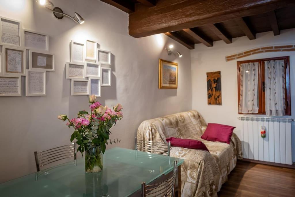 Monica Appartamento Con Giardino Al Ponte Vecchio Firenze Bagian luar foto